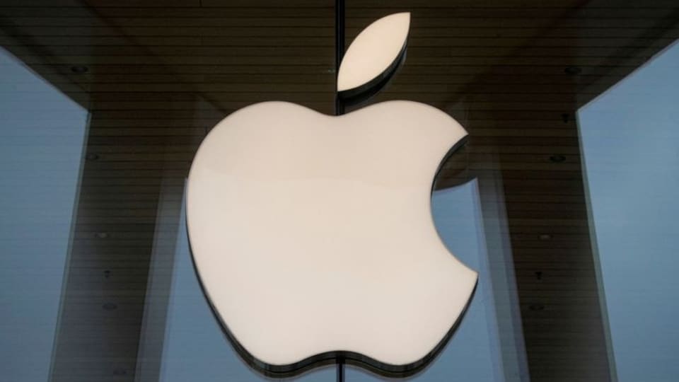 Apple’s lobbying expenditures increased more than 34% from the $1.86 million the company spent in the fourth quarter of 2021.