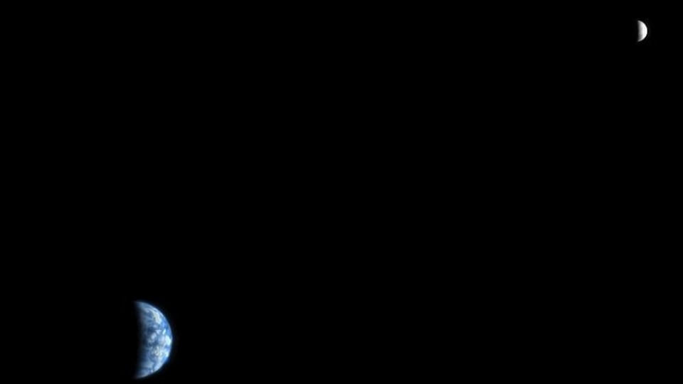 This is how Earth and Moon look from Mars.