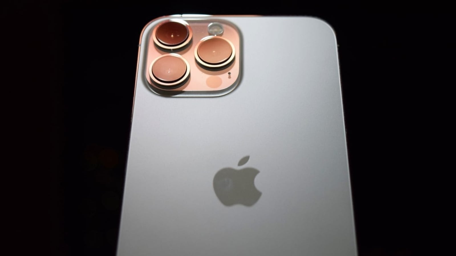 Merasa petualang?  Dapatkan Apple Self-Service Repair Kit untuk iPhone 13 dan iPhone 12 yang Rusak