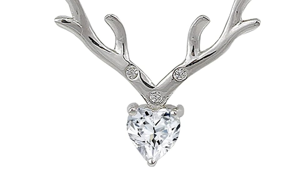 Amazon - Amazon is offering up to 55 percent discount on silver jewellery and coins by Giva. There are also discounts on bracelets, earrings, necklaces, pendants and studs. Amazon Giva