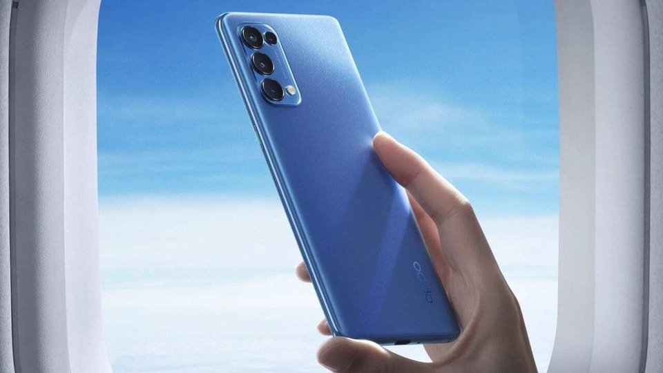 Grab Oppo Reno 5 Pro 5G 128GB priced at just Rs. 32,499.