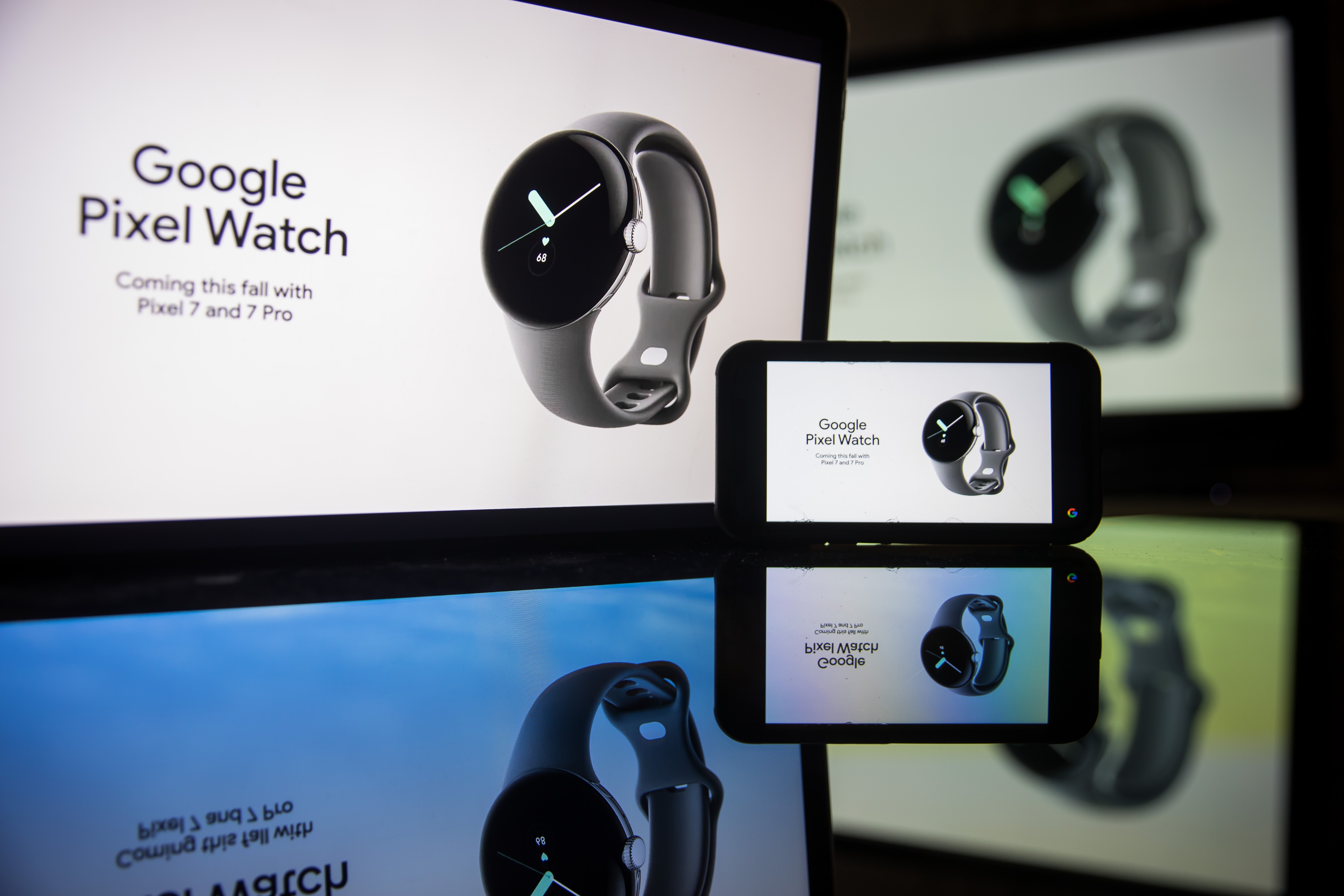 The Pixel Watch will run the WearOS and will support features such as Google Maps, tap to pay, notification access, Google Assistant and more. The smartwatch will also be equipped with a crown, similar to the Apple Watch. Google Pixel Watch