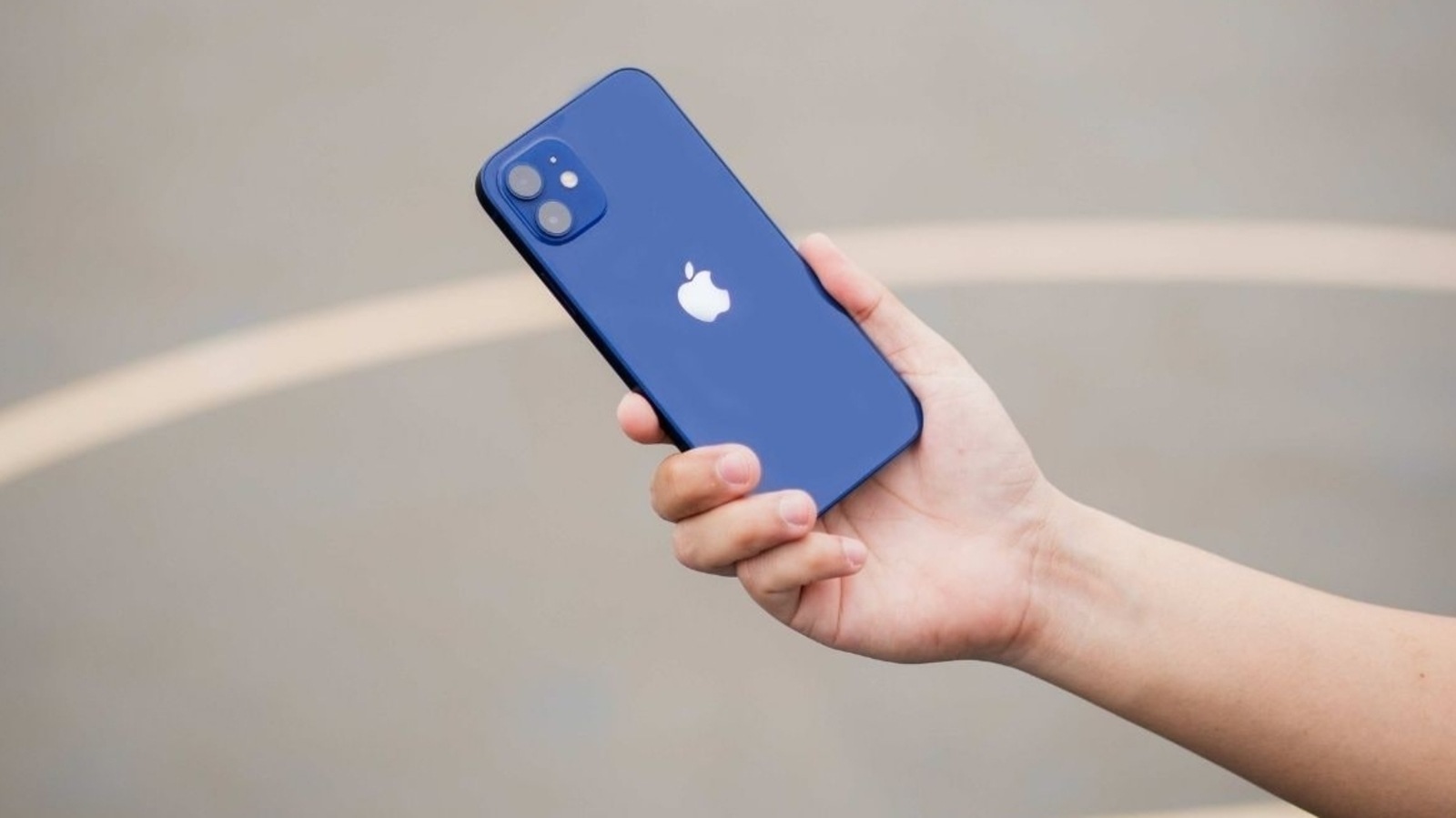 iPhone 12