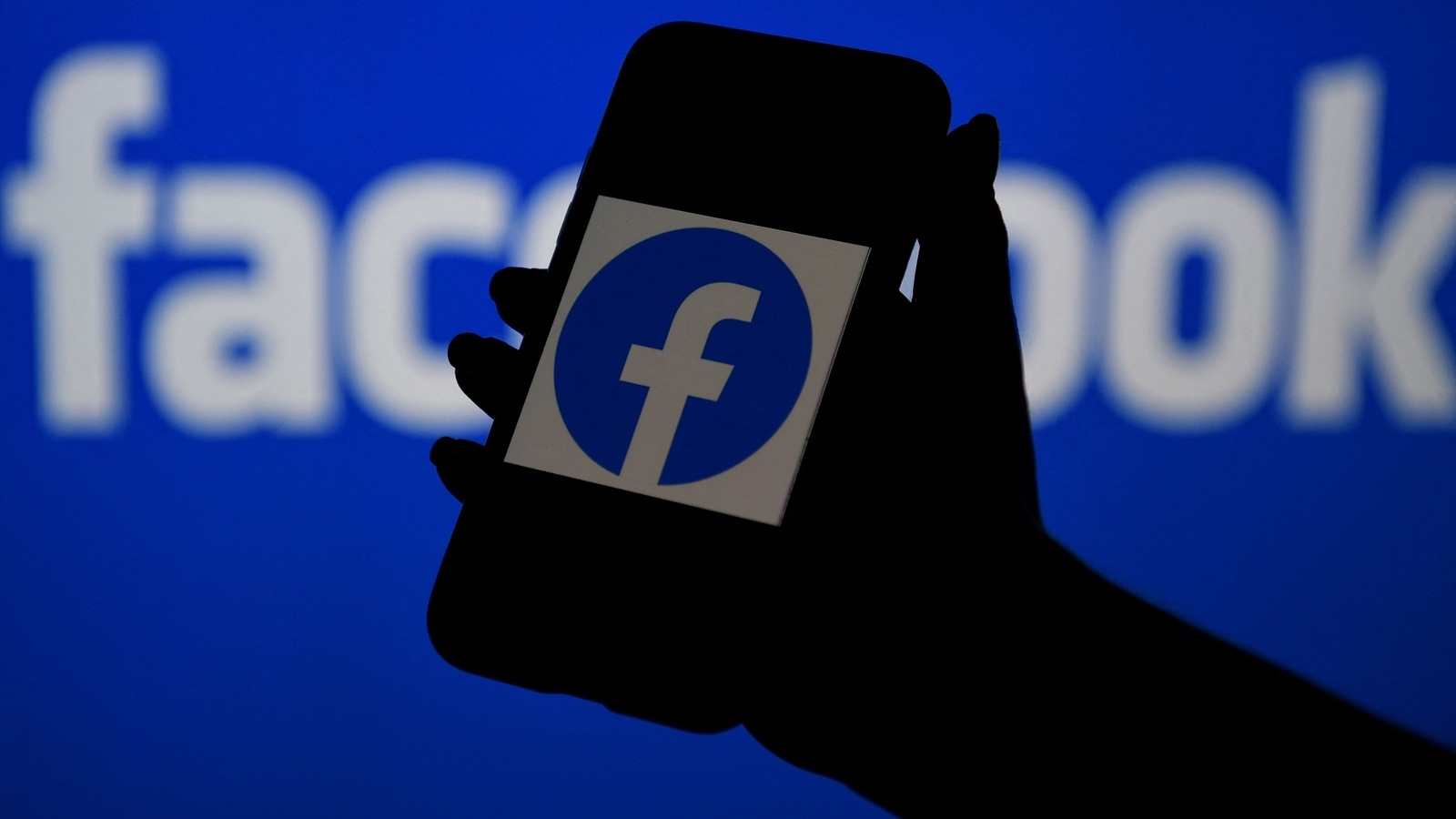 Privacidad de Facebook: rompe el látigo, limita quién puede contactarte