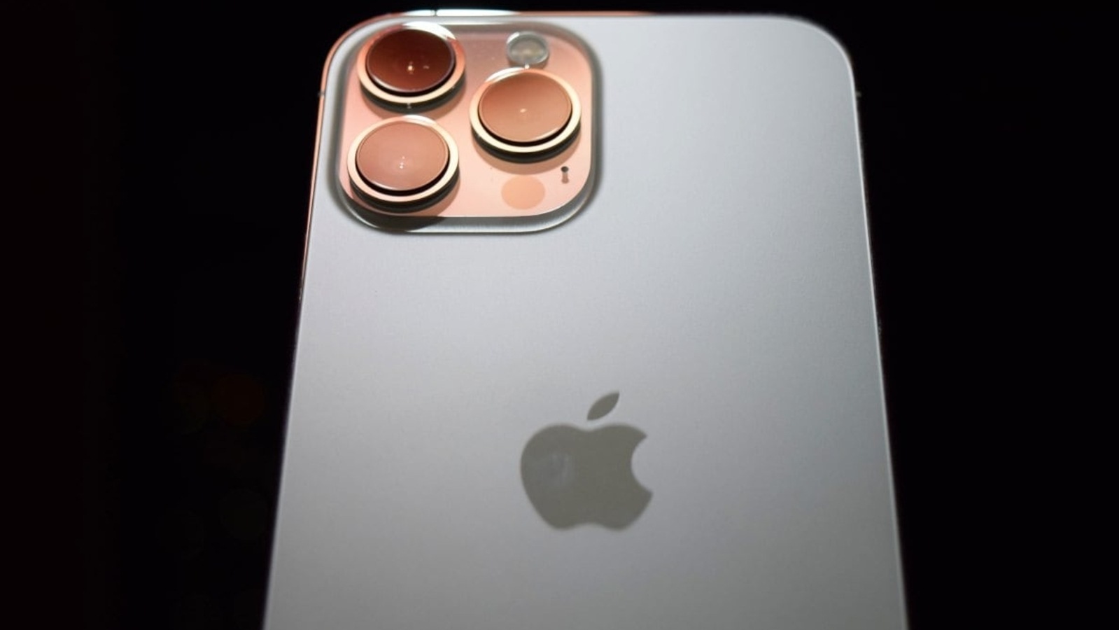 Iphone 13 Pro Price Drop At T Rolls Out Eye Catching Discount Photos