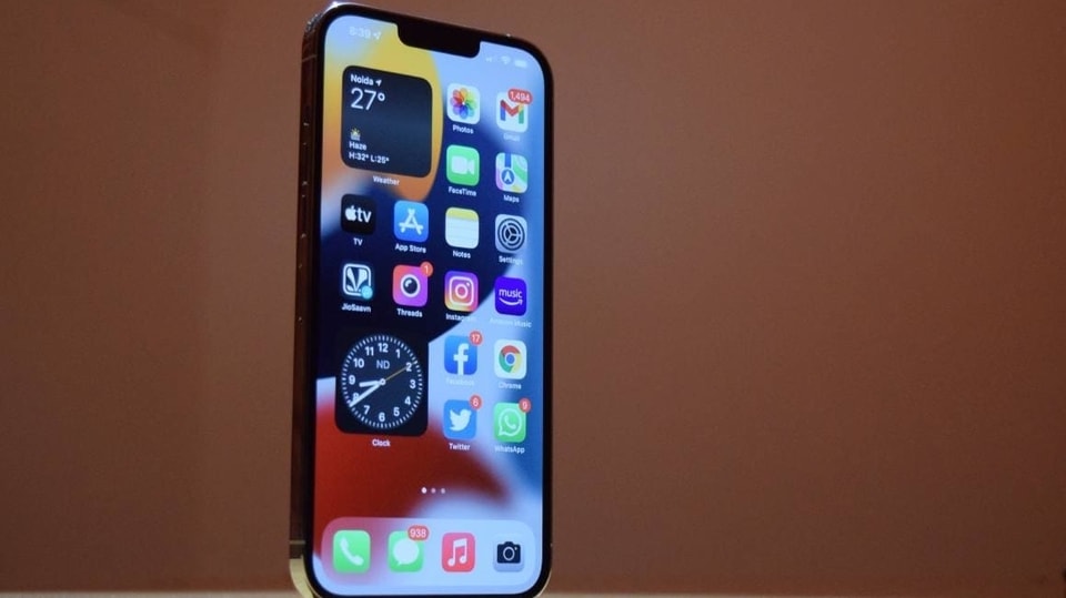 Should i buy iphone xs max now or hot sale wait