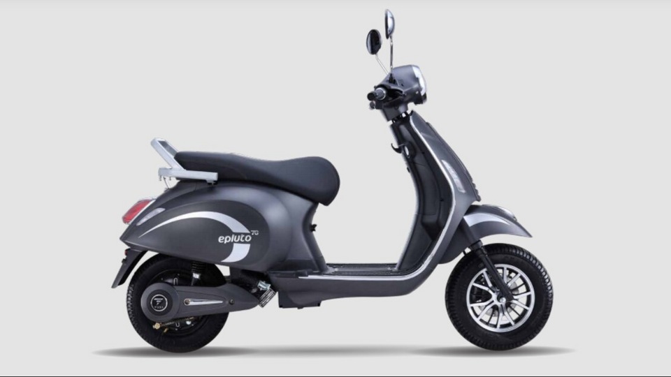 Another Pure EV e-scooter catches fire. Pure EV EPluto 7G