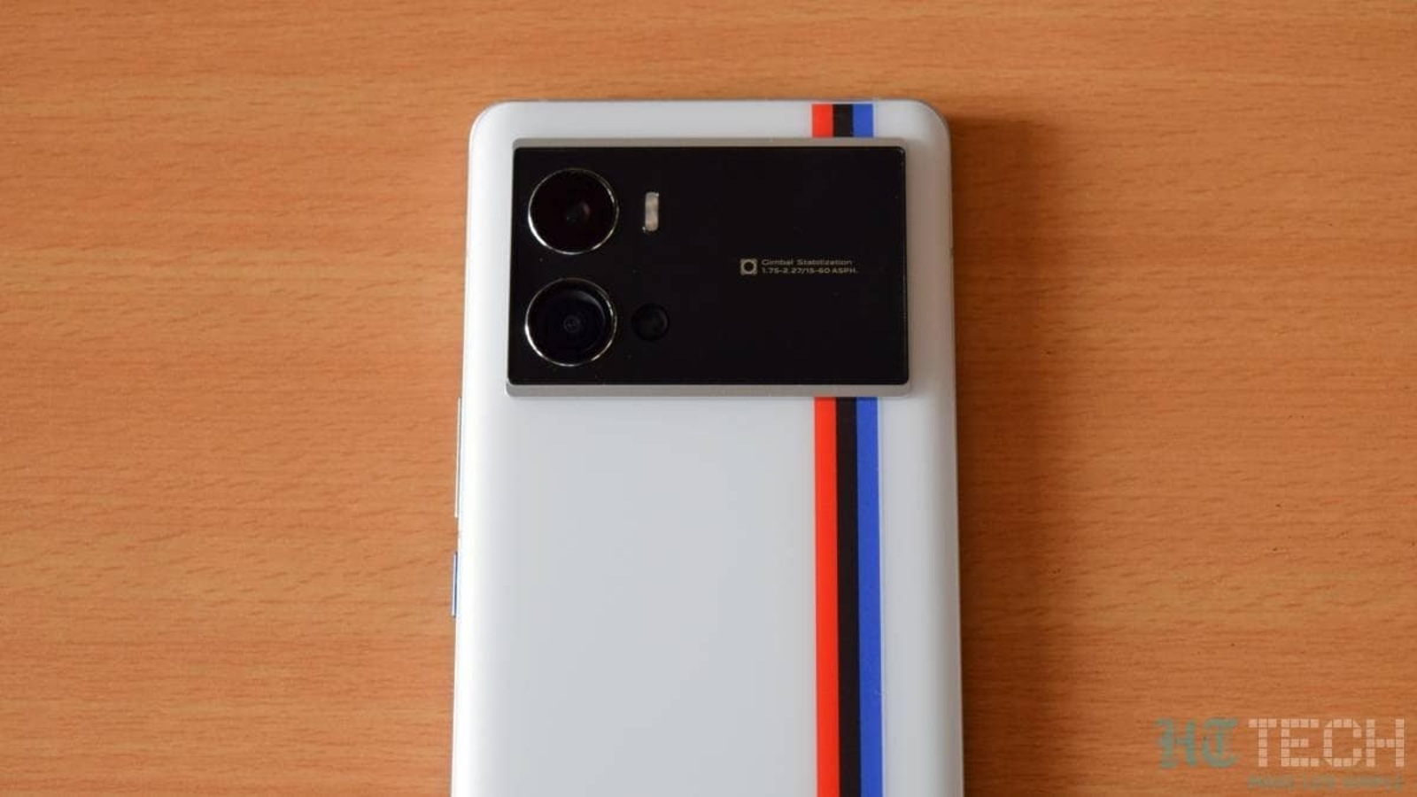 iQOO 9T may arrive with the Snapdragon 8+ Gen 1 SoC! (Representative image)