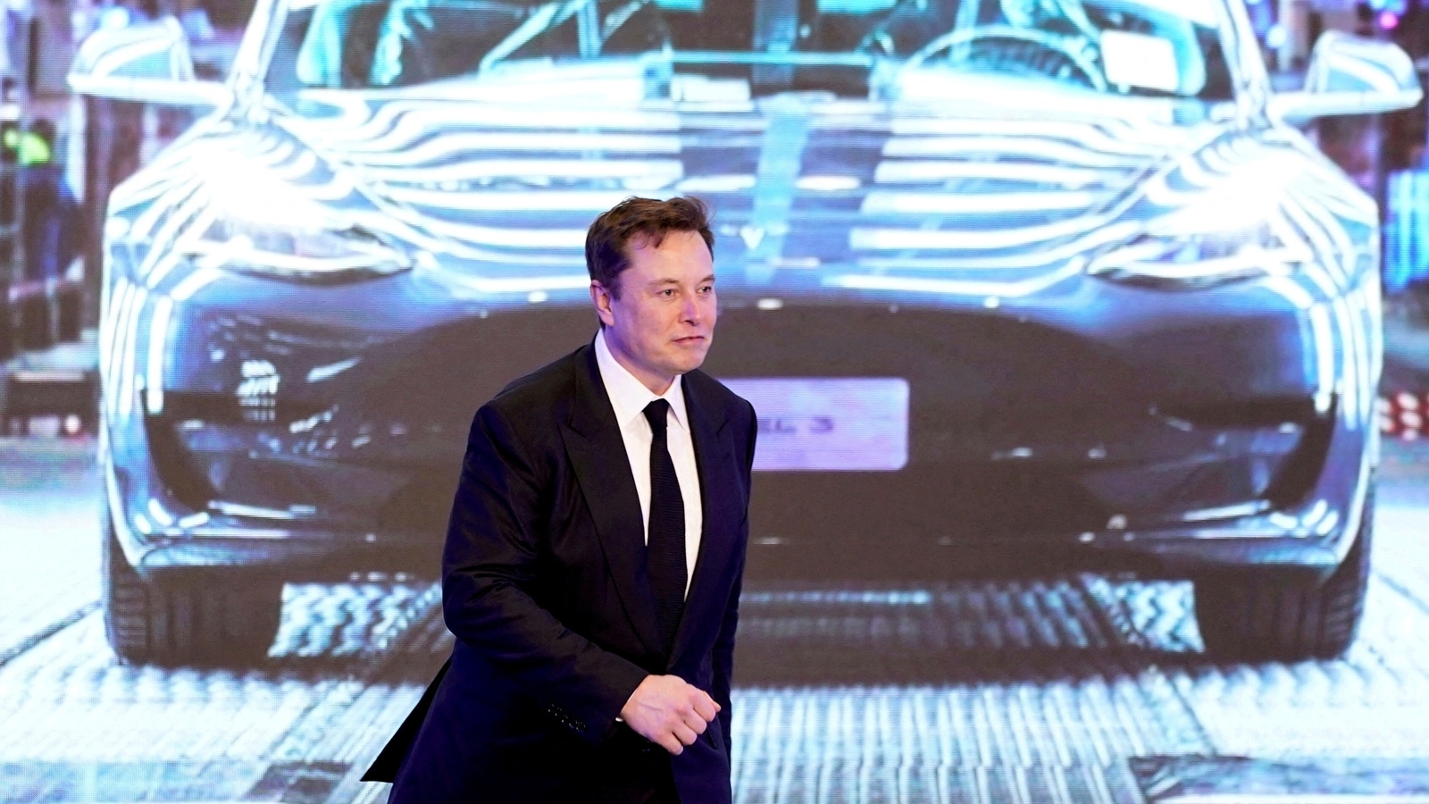 Elon Musk sagt, dass neue Tesla-Werke in Texas, Deutschland, Milliarden von „Cash-Reaktoren“ verlieren