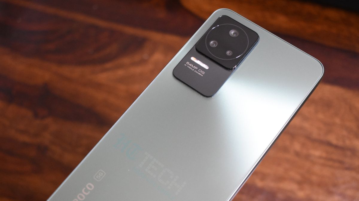 This new Poco F4 5G is no way behind its rivals. It packs a fast Snapdragon 870 processor which performs well without any slowdowns for daily tasks as well as hour-long gaming sessions of high-end graphics heavy titles such as COD: Mobile and Asphalt 9. Poco F4 runs MIUI 13 based on Android 12 out of the box with a slew of customisation options. Poco F4 5G
