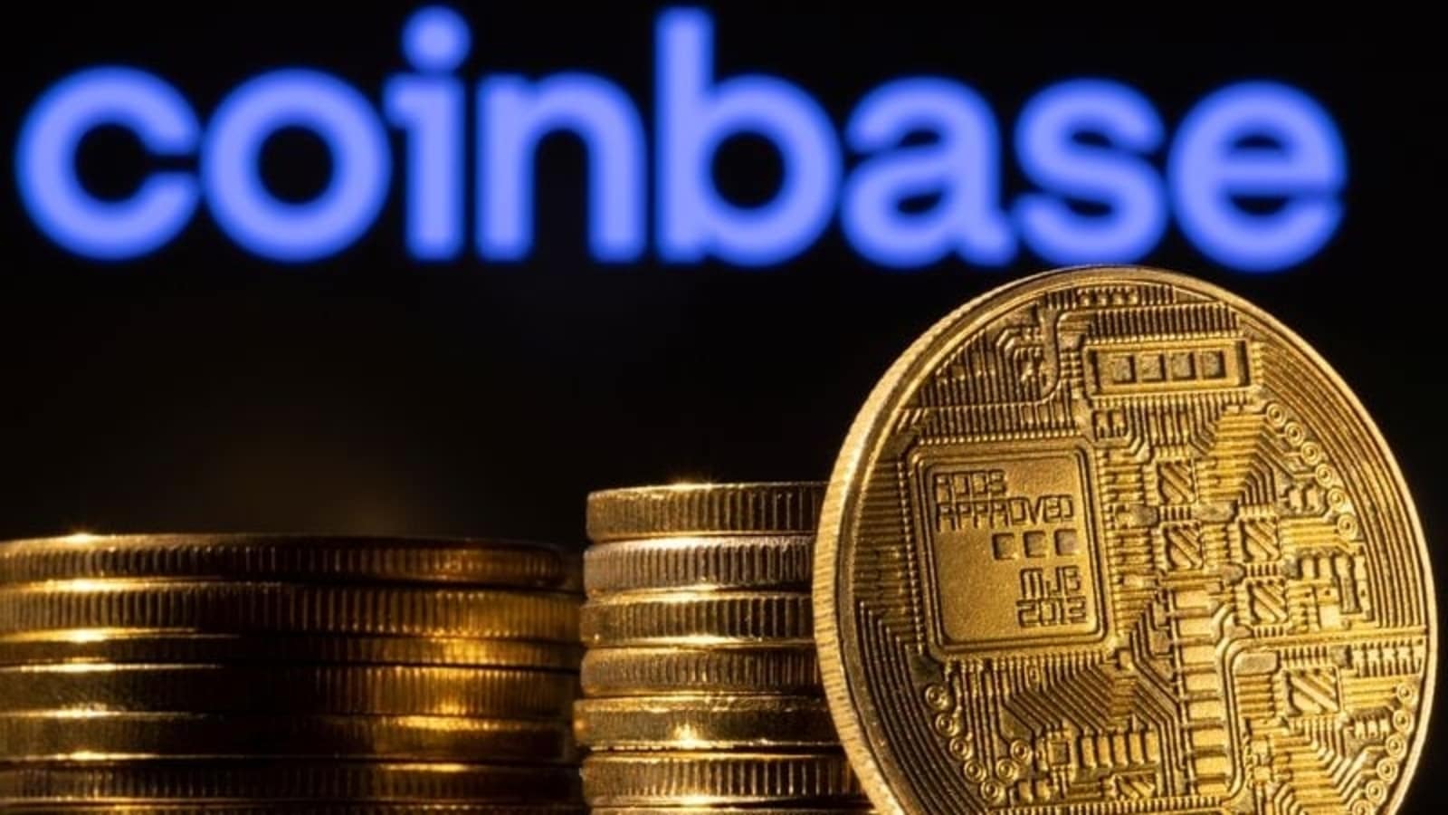 Coinbase Shares Sink as Goldman Downgrades to Sell Just after 75% Rout