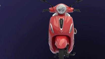 Bajaj Chetak e-scooter is currently priced  <span class='webrupee'>₹</span>1.54 lakh (ex-showroom)!