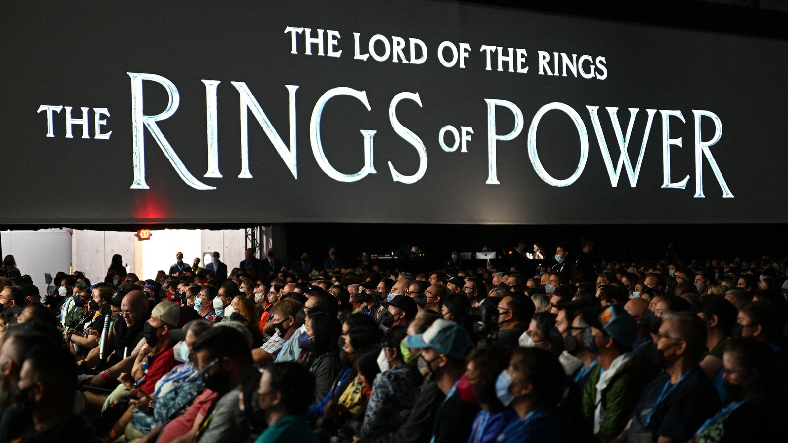 Amazon Prime forges 'Lord of the Rings' prequel hype at Comic-Con