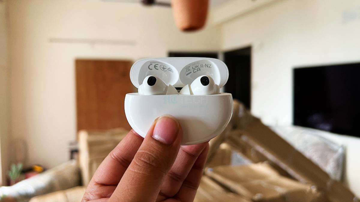 Oppo Enco X2 Review: Arguably the best TWS earbuds under Rs 15,000  currently – Firstpost