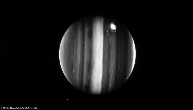The stunning image captured by the James Webb Space Telescope on July 27 captured a raw black and white image of Jupiter, the biggest planet in the solar system glowing in the darkness of deep space. Jupiter