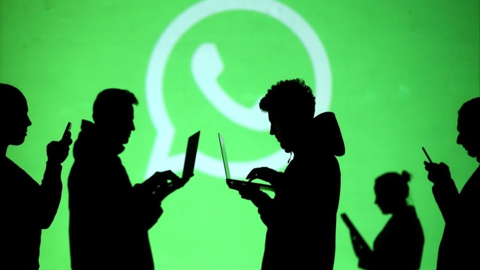 ¡WhatsApp está implementando la capacidad de reaccionar a los mensajes eligiendo cualquier emoji y color de piel!