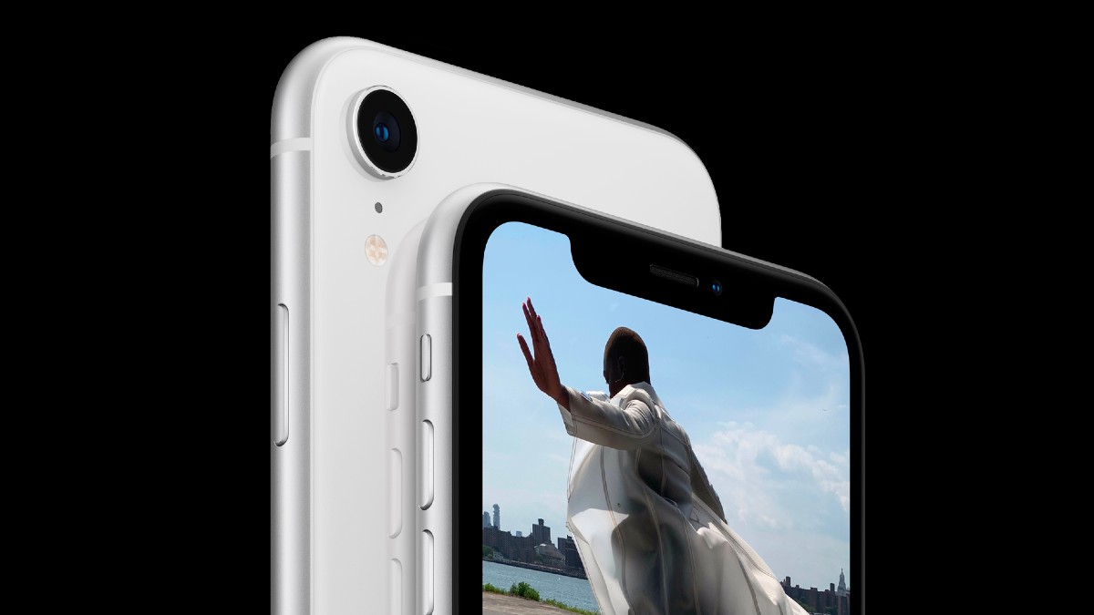 Lastly, we may also get the Action Button, USB-C type charger support, and Apple-made 5G modem with iPhone SE 4. The smartphone is expected to be priced somewhere between $500, or Rs.50,000. Although, considering the upgrades Apple plans to increase the price of the smartphone. iPhone SE 4