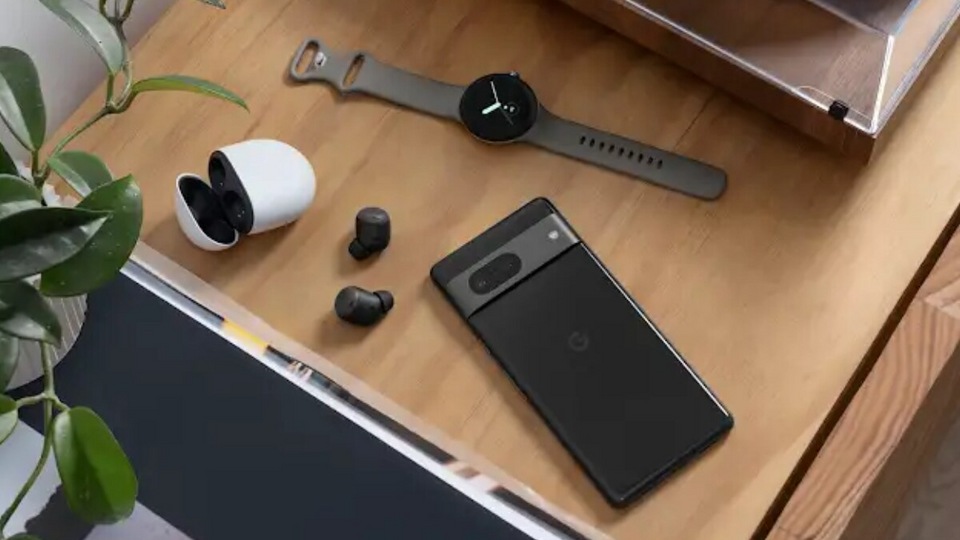 Google to launch Pixel 7, Pixel 7 Pro, and Pixel Watch on October 6. Google to launch Pixel 7, Pixel 7 Pro, and Pixel Watch on October 6.