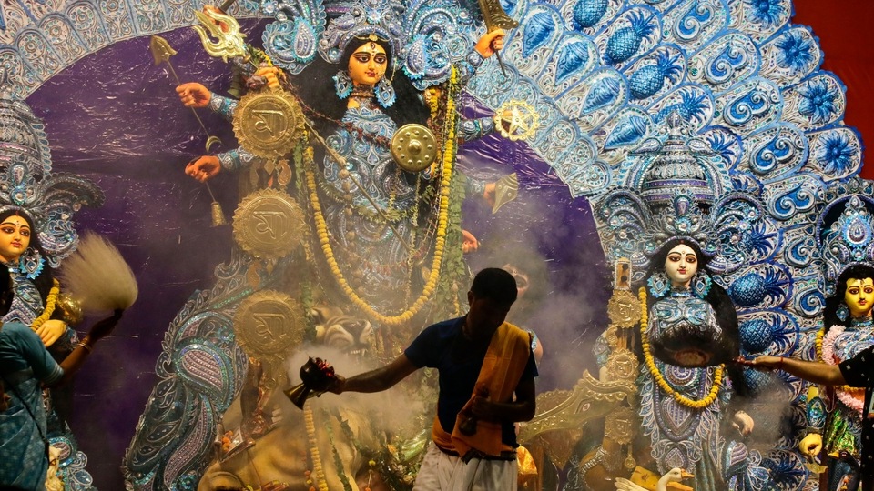 Know how to send Durga Puja stickers, GIFs on WhatsApp. Durga Puja
