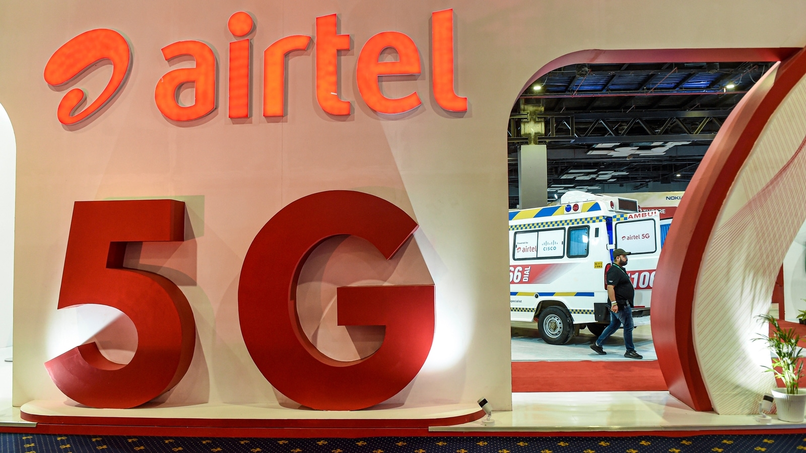 Airtel 5G Plus launches: Which devices support it? iPhone doesn’t but all Xiaomi phones do!