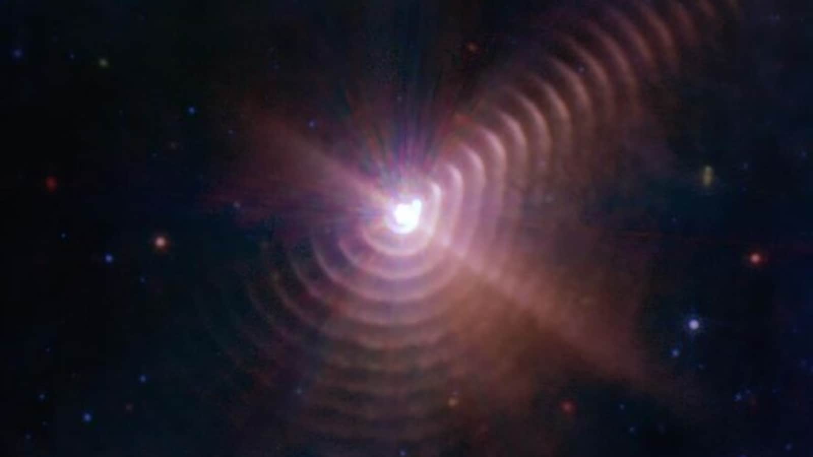 El Telescopio Espacial James Webb de la NASA resuelve el misterio de estos colosales anillos