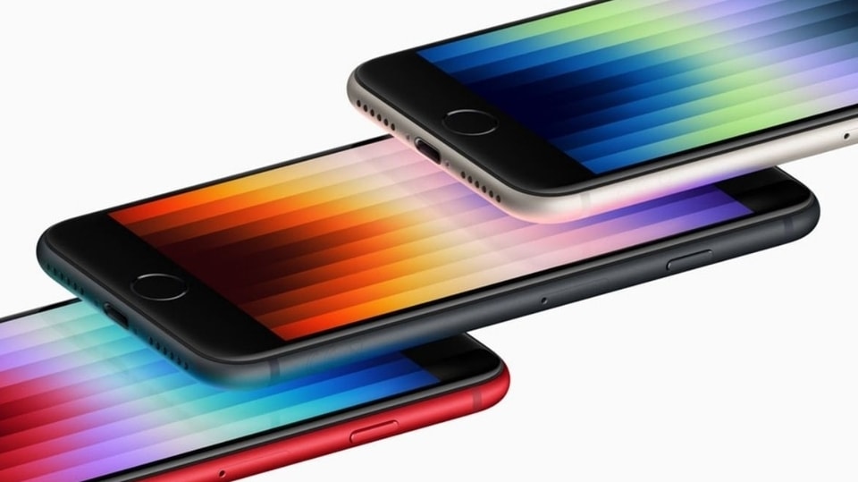 Get iPhone SE 3 for free with this Verizon offer. iPhone SE 3