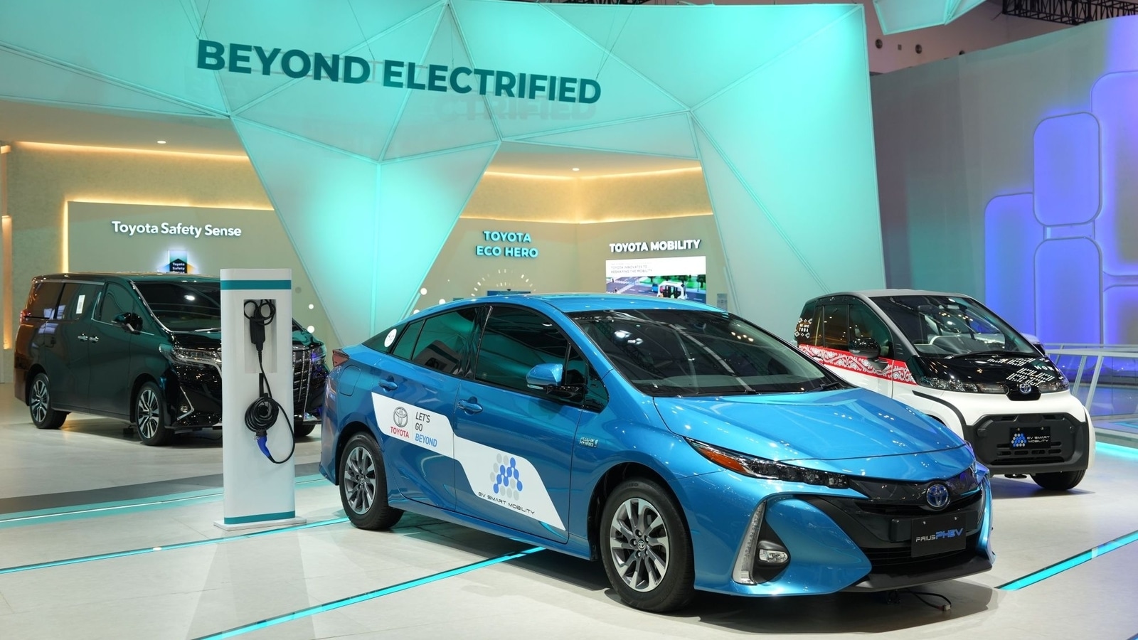 New Toyota Prius To Be Unveiled As Hybrids Lose Luster To Battery EVs ...