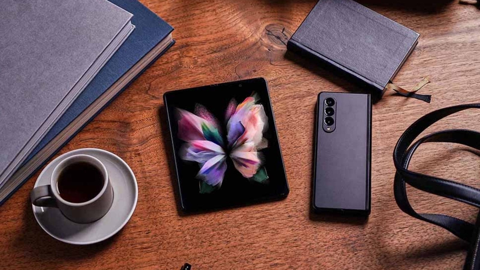 Save BIG with this Black Friday deal! Get $1799 Samsung Galaxy Z Fold 3 for $1199