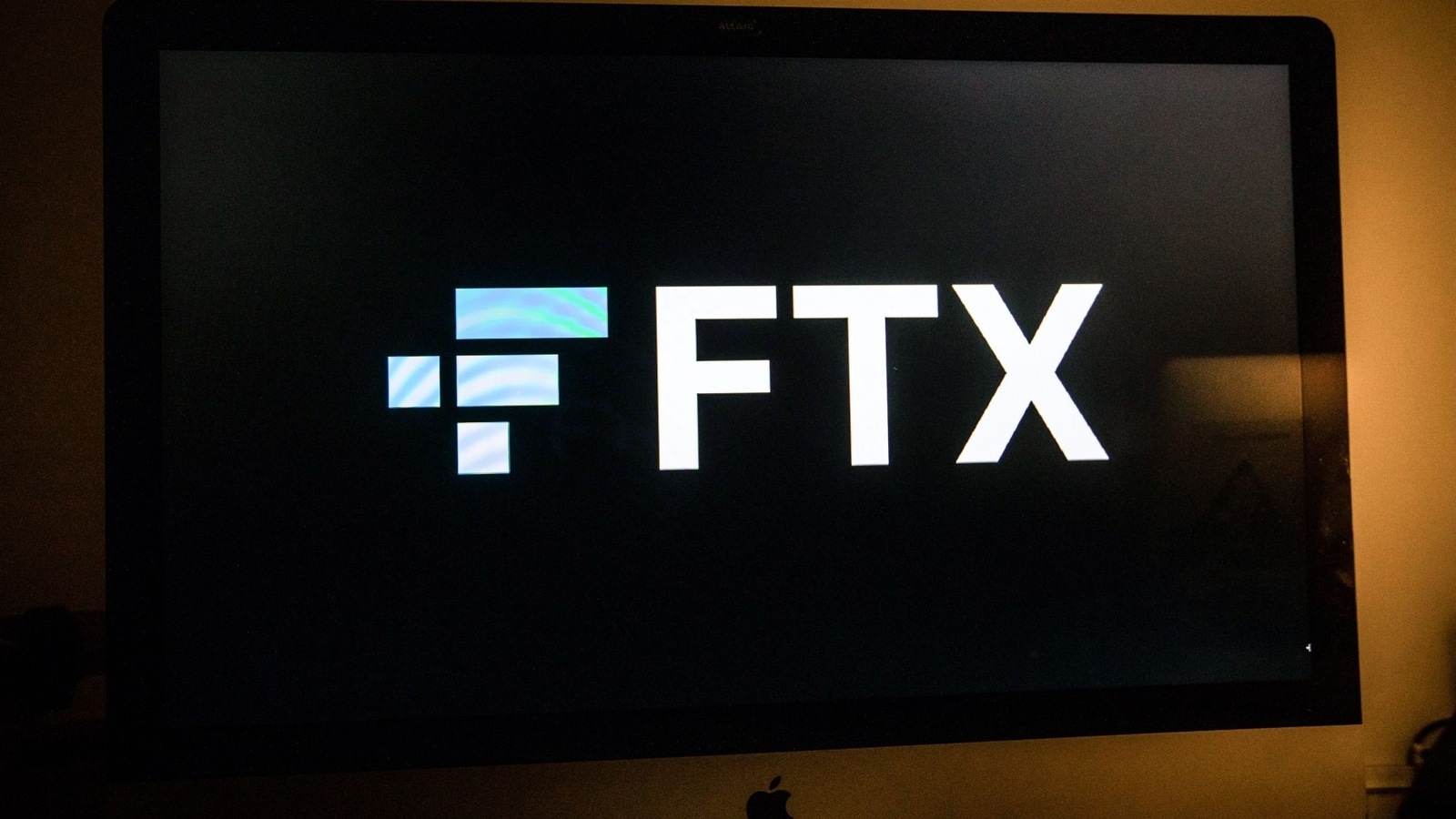 Before FTX’s demise, investors and customers had little idea of what was going on beyond some not-so-reassuring tweets from Bankman-Fried. FTX