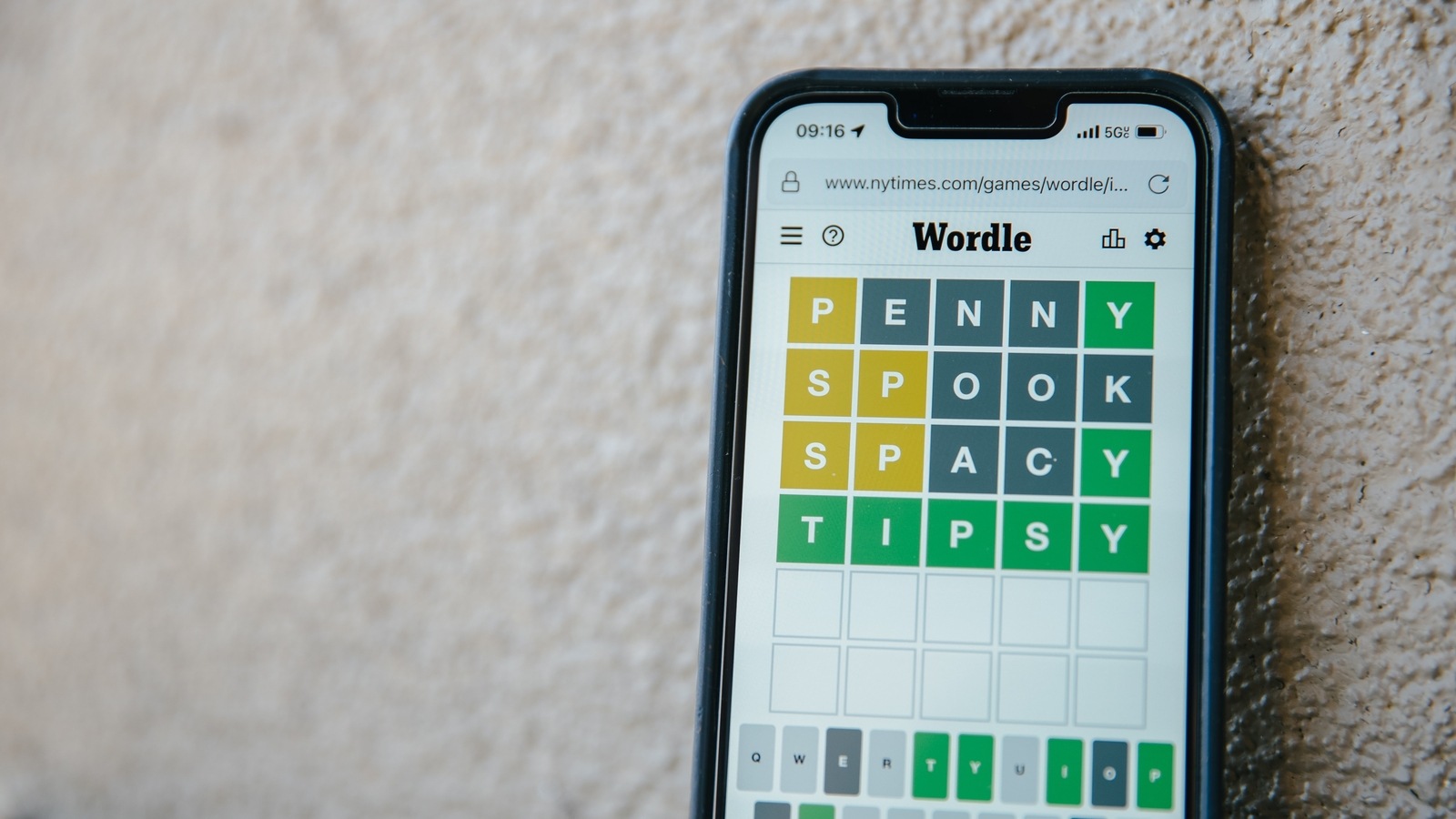 Puzzmo is the daily puzzle hub Wordle fans have dreamed of