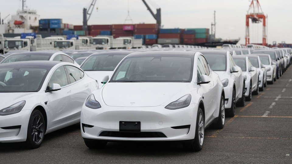 Tesla is offering extended insurance subsidies, reinstating a user-referral program and even advertising on TV. Tesla