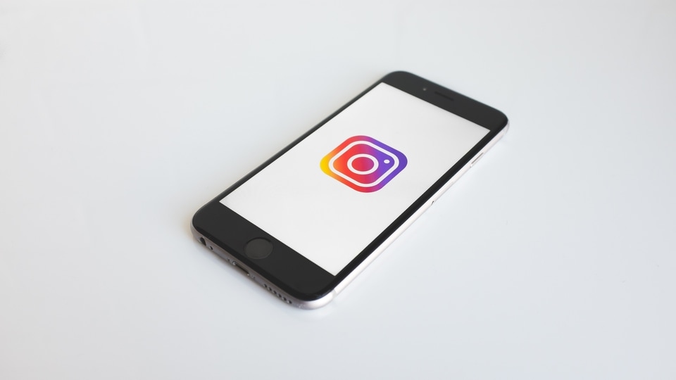 How to download Instagram Reels and Videos for offline viewing | How-to