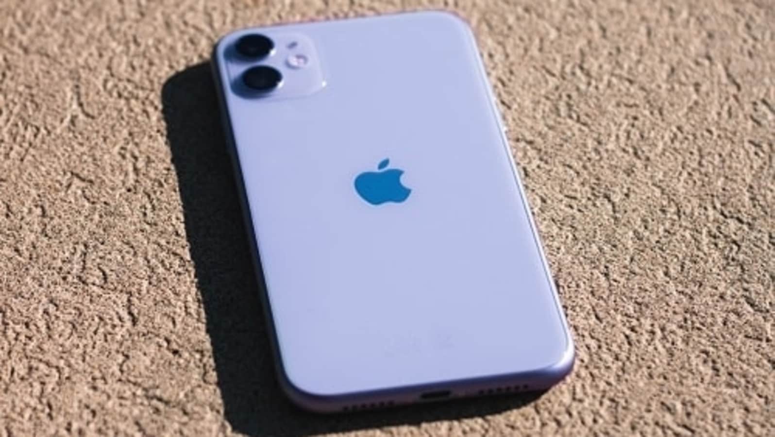 This iPhone price is really low! Just pay Rs. 16168 instead of MRP of Rs. 43900. iPhone 11