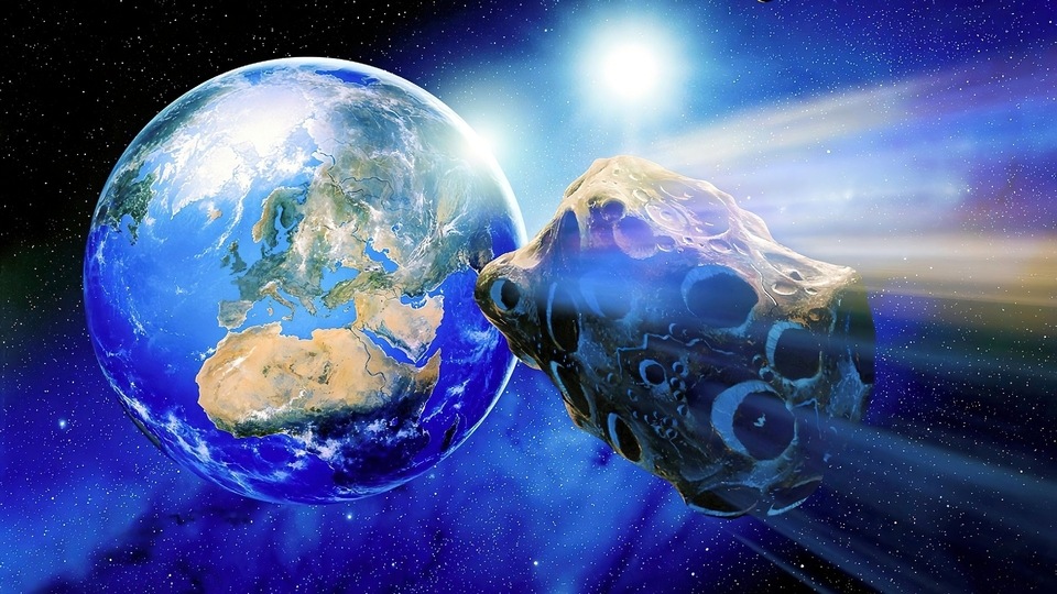 290 foot asteroid on way to Earth today says NASA reveals