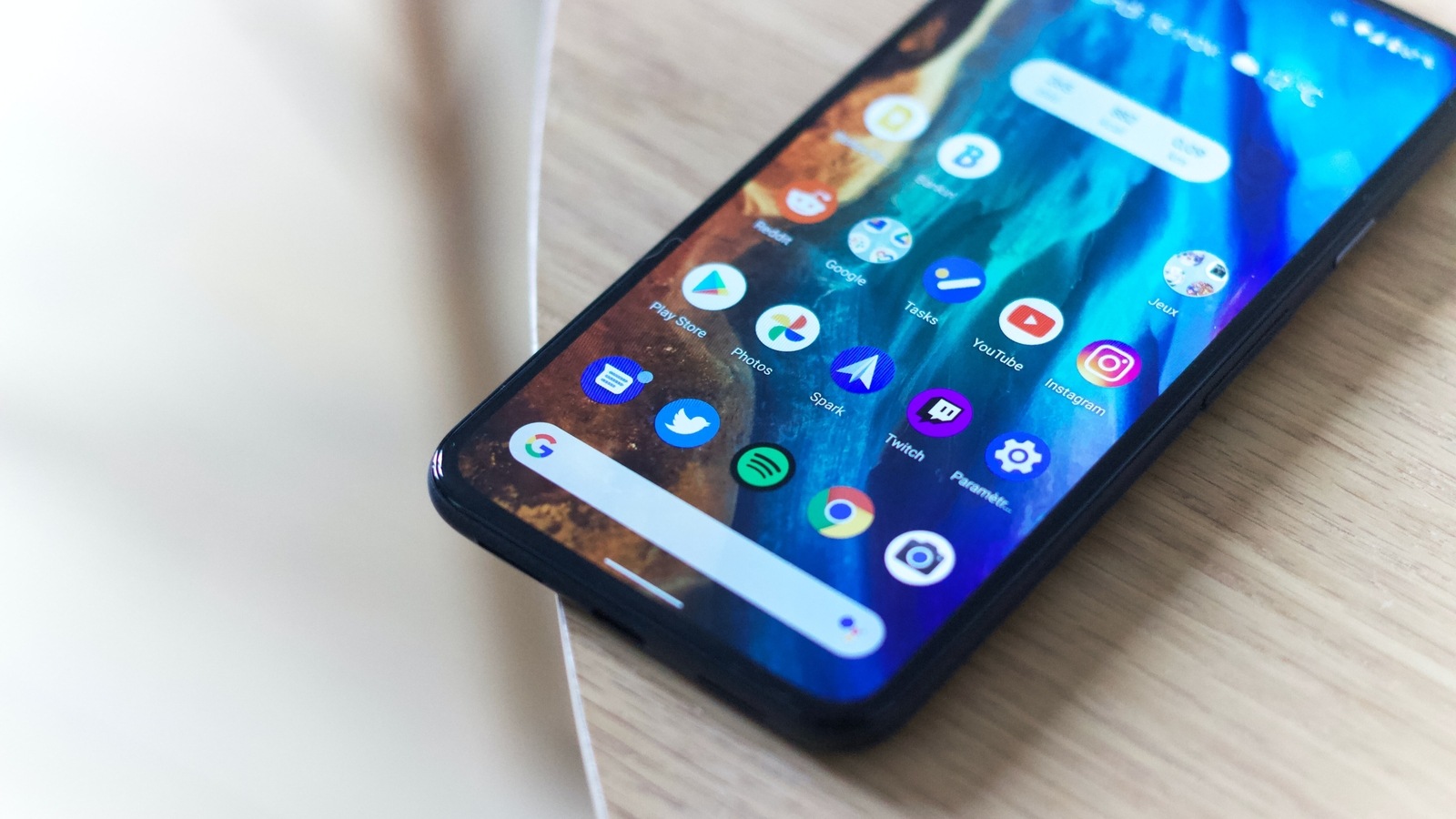 Google has deleted several Play Store apps due to their malicious nature and you should get rid of them now from your phone too. Android