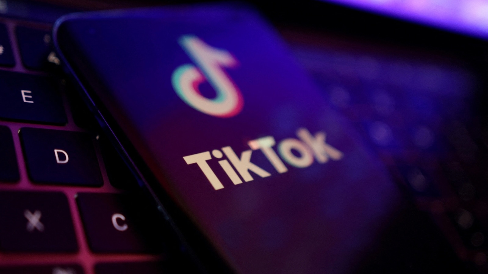 TikTok, Twitter user numbers bring them under strict EU rules