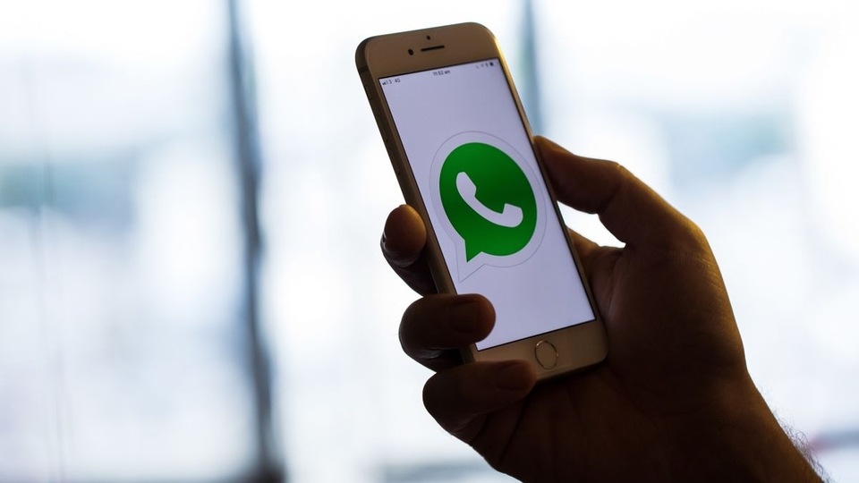 WhatsApp brings dual panel view for tablets running Android. WhatsApp
