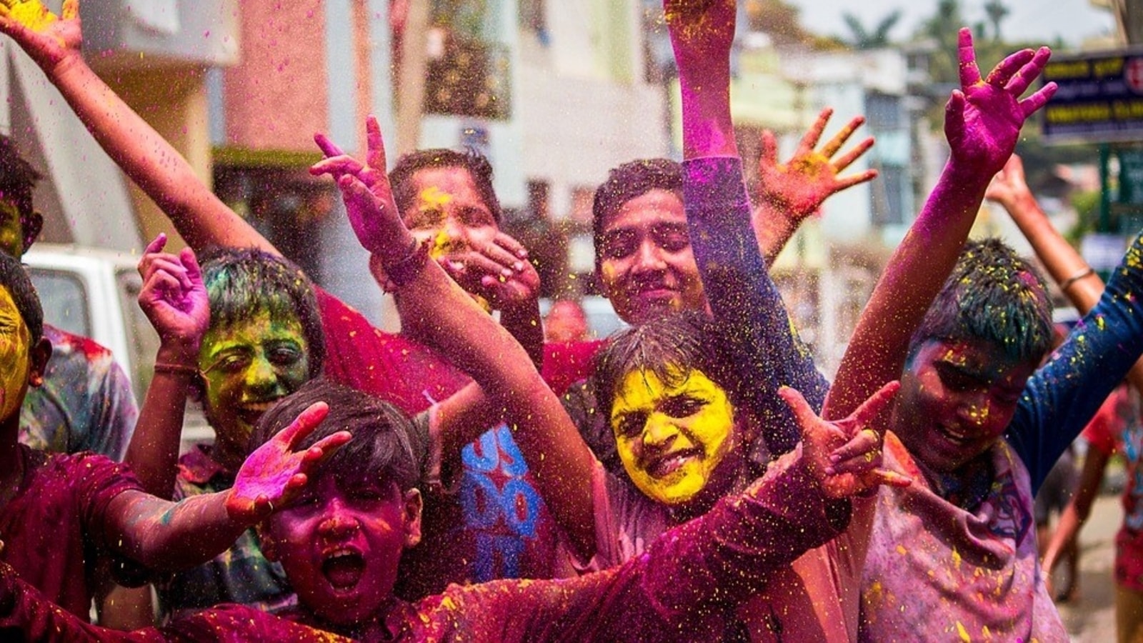 Happy Holi 2023: How to download and send Happy Holi stickers on ...