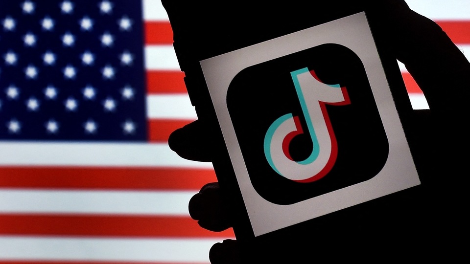 TikTok to open a new way of monetization for content creators by letting them post a series of 20 minutes long videos. TikTok