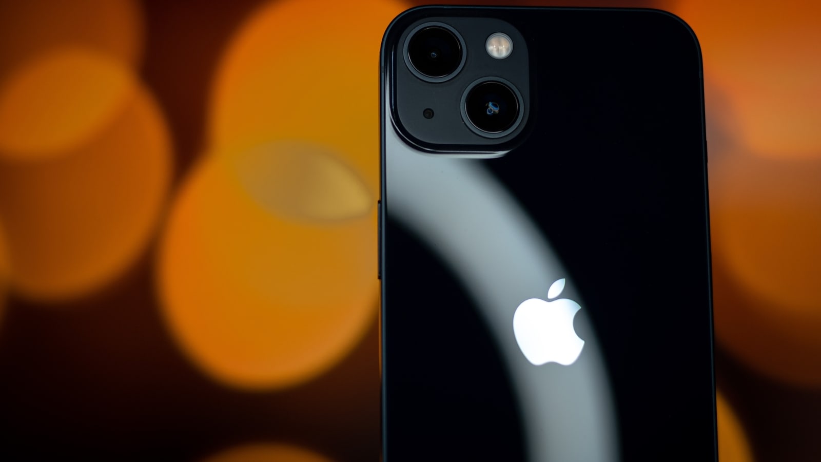 Apple Sold 8 Of The Top 10 Best-Selling Phones Of 2022