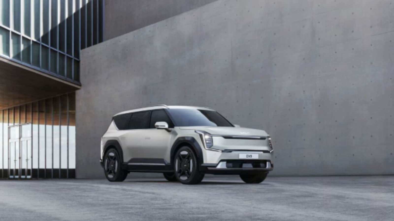 Kia EV9 electric SUV unveiled ahead of launch; Features floating ...