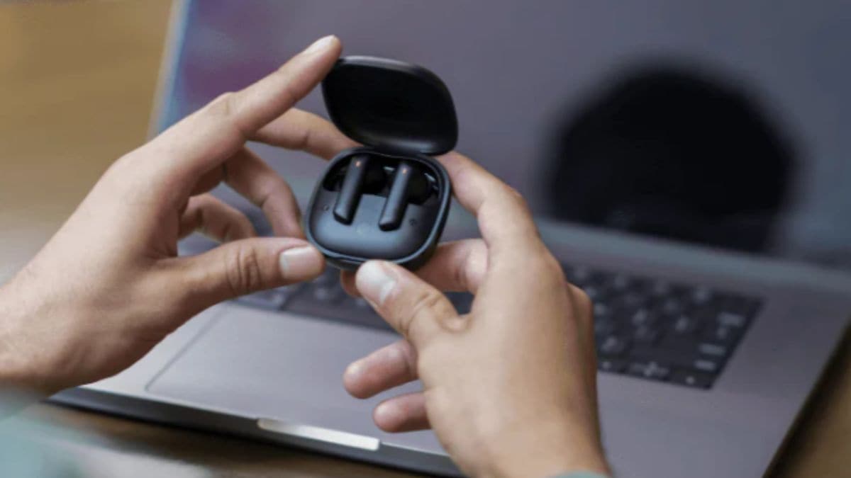 Noise Air Buds Pro 2: Priced at Rs. 2499, the Noise Air Buds Pro 2 is an all-rounder that offers up to 25 hours of playtime coupled with a triple mic ENC, Bluetooth 5.2 and is rated as IPX5 for water resistance. Noise Air Buds Pro 2