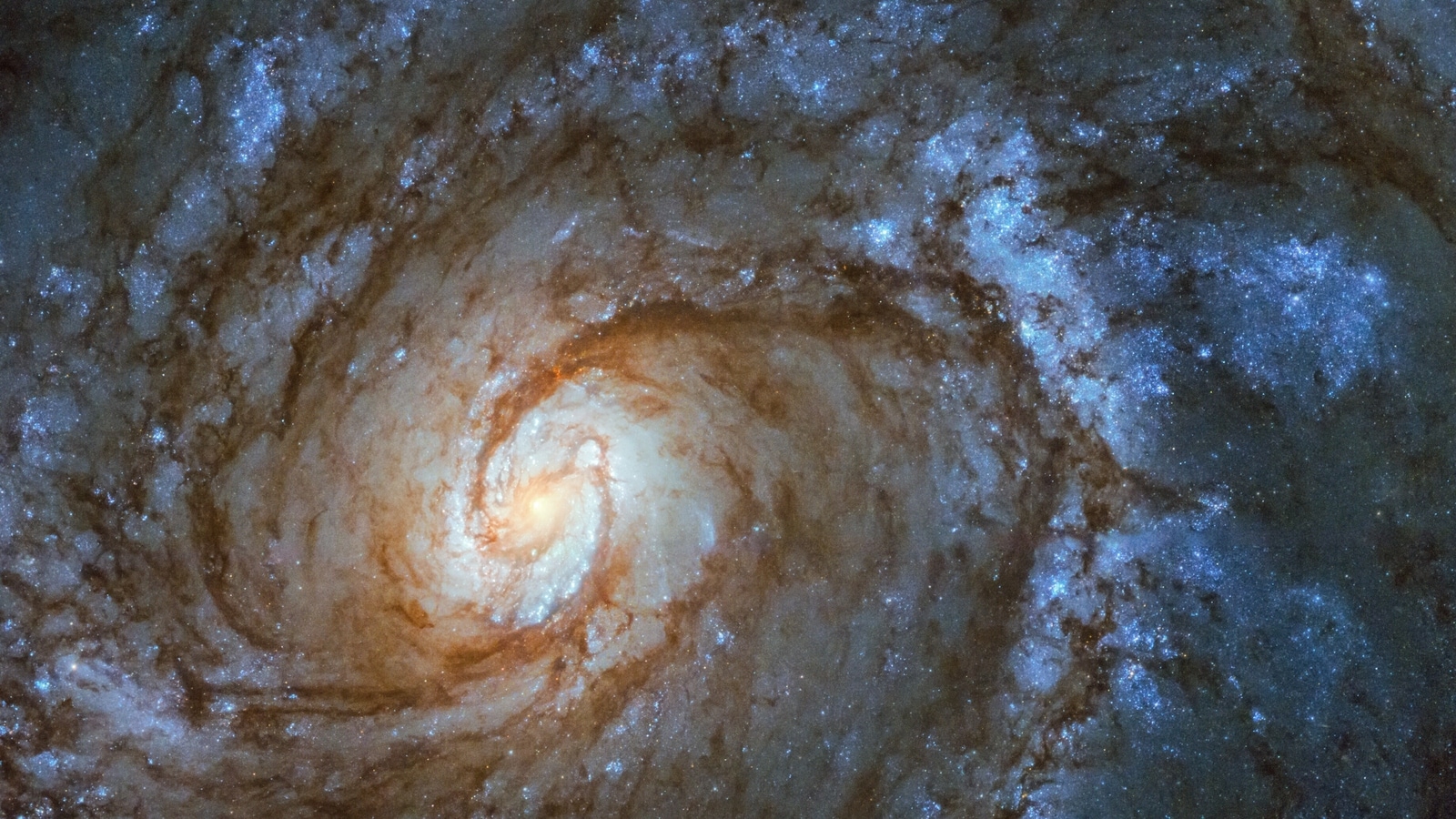 NASA ఖగోళ శాస్త్రం యొక్క చిత్రం 8 ఏప్రిల్ 2023: 100-bn నక్షత్రం స్పైరల్ గెలాక్సీ
