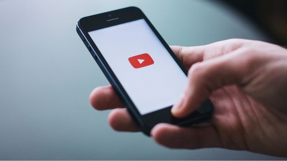 In the first case, a person from Gamdevi in south Mumbai was duped of Rs. 89,000 after he ordered a tiffin online, the official said. YouTube