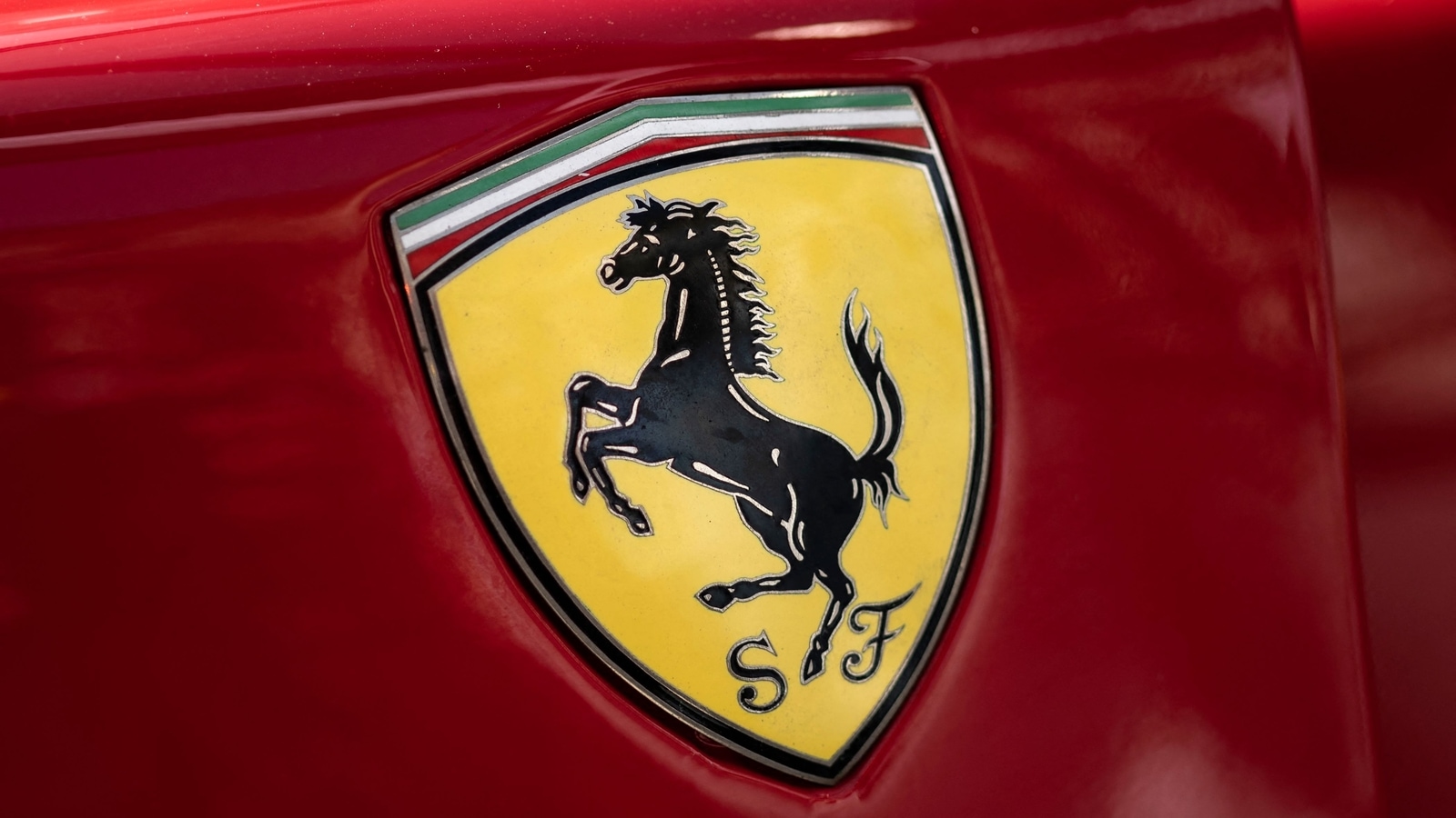 Ferrari partners with Samsung to develop OLED in-car displays ...