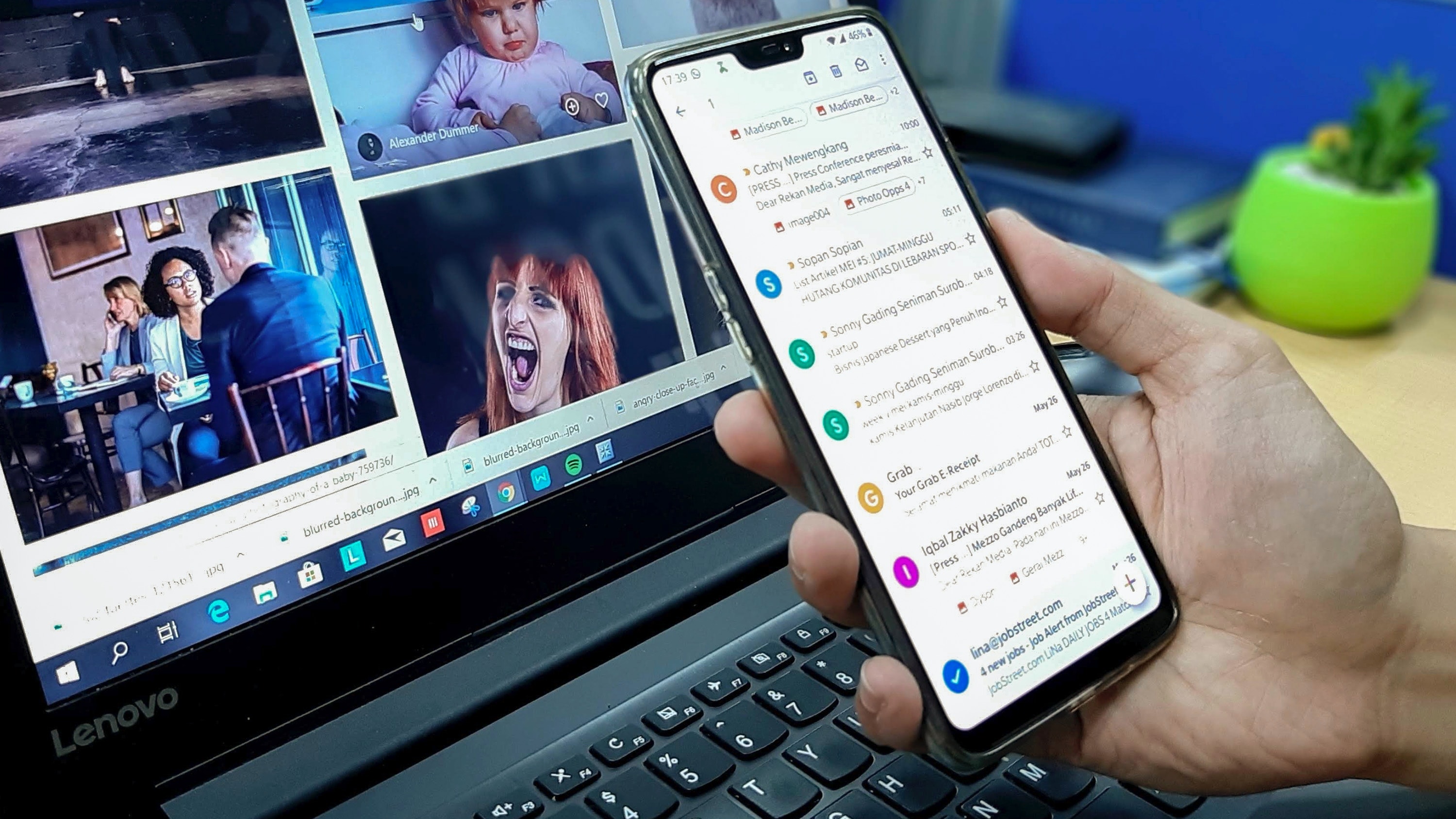 Do you also face difficulties while managing your emails on Gmail? It is quite a hectic task to remove a large chunk of unwanted mail from the Android devices. Things are changing for the better now as Google has rolled out its latest update where you can get rid of this problem, but up to an extent.. Gmail