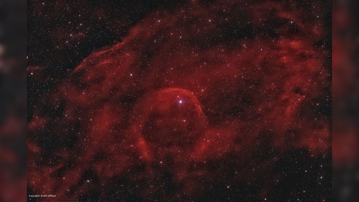 Runaway star Alpha Camelopardalis (April 28) - It is a snapshot of Alpha Camelopardalis, a runaway star located about 4,000 light-years away in the long-necked constellation Camelopardalis. According to NASA, this star is moving through space at a rapid speed of about 60 kilometers per second. In fact, this star is about 25-30 times the size of our Sun and over 500,000 times brighter! NASA has also revealed that Alpha Camelopardalis is 5 times hotter than our Sun, with a temperature of about 30,000 Kelvin. runaway star Alpha Camelopardalis