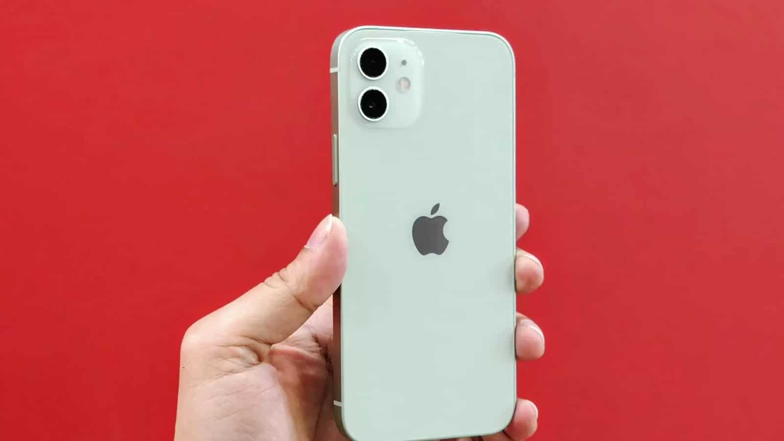 iPhone 12 price drops to just 24749 in this fabulous Flipkart deal