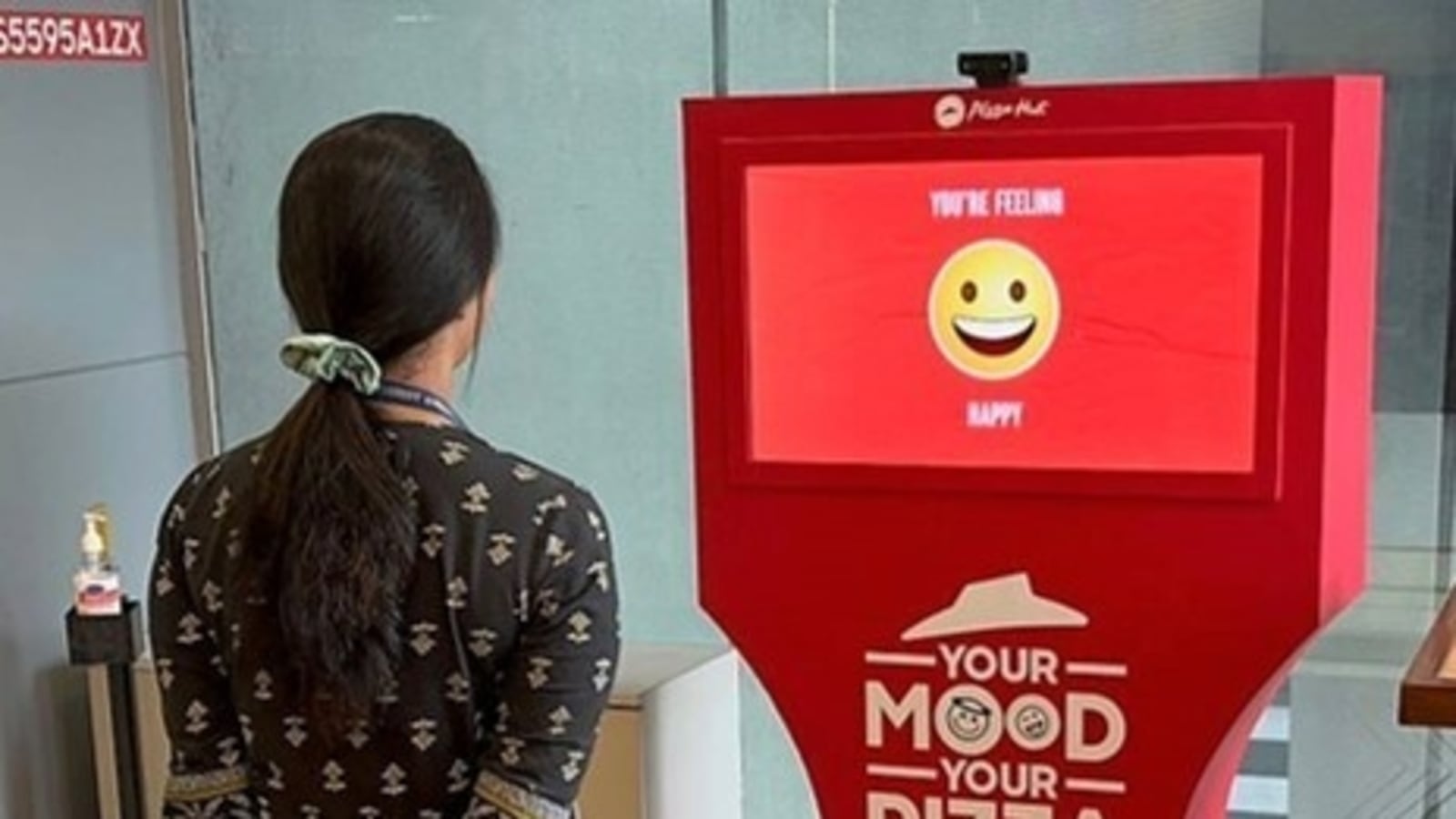 Pizza Hut turns to AI to gauge customers mood, suggest pizzas Tech