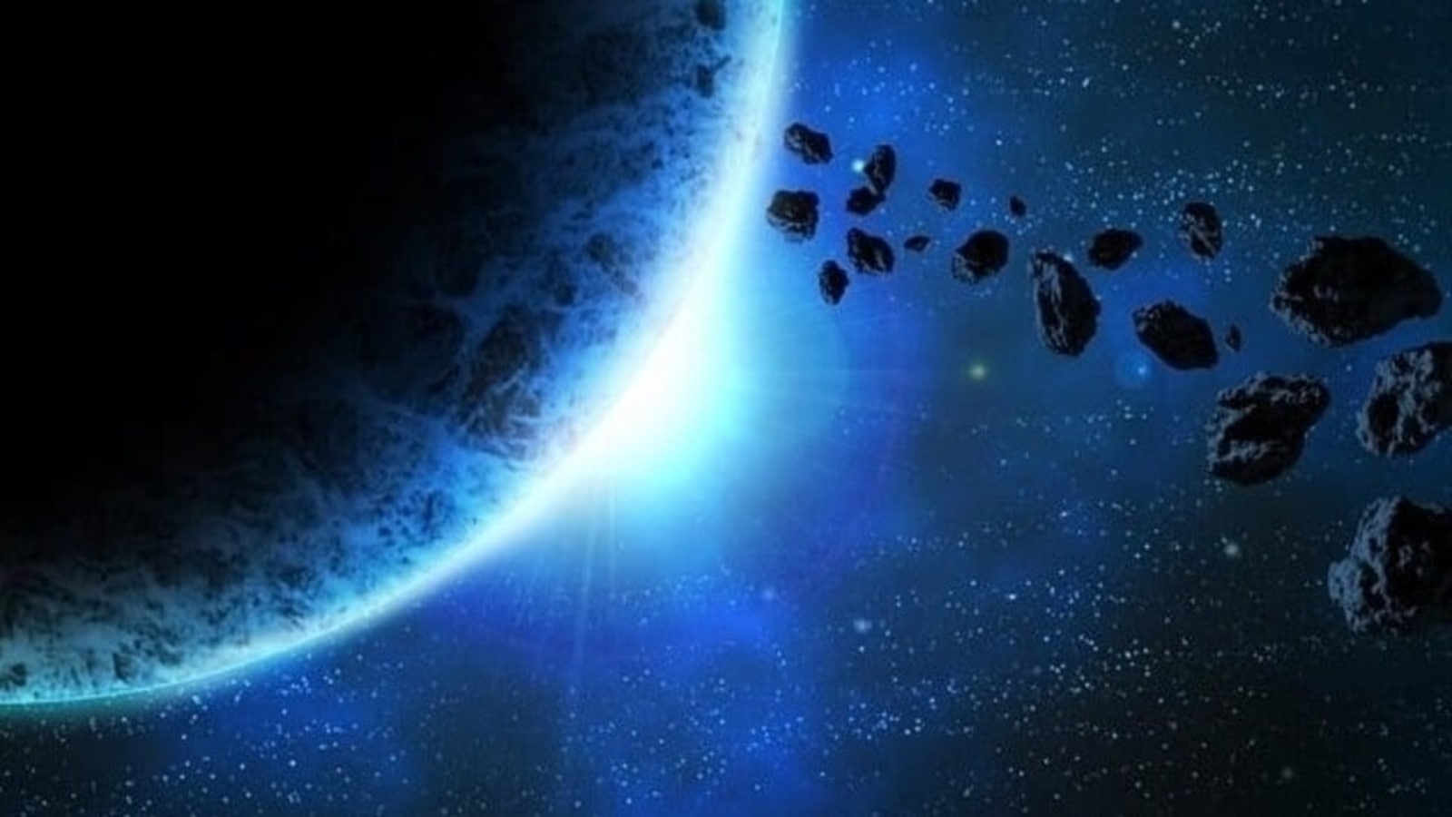 NASA memperingatkan bahwa salah satu dari 7 asteroid setinggi 300 kaki dijadwalkan menabrak Bumi hari ini